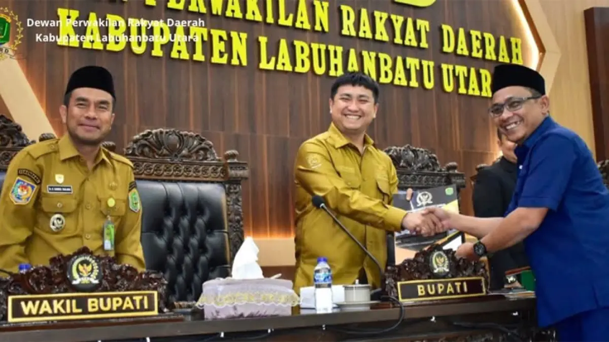 Ketua DPRD Labura Rimba Bertuah Sitorus, dan Bupati Labuhanbatu Utara, Dr. H. Hendriyanto Sitorus.