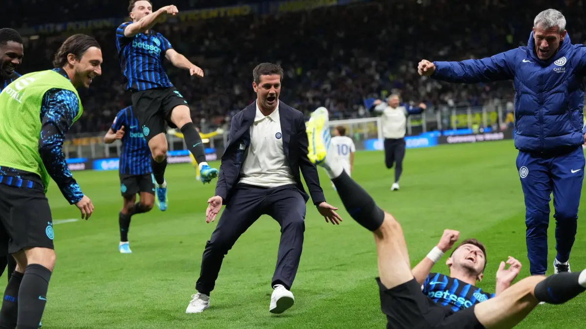 Pemain Inter Milan merayakan gol kemenangan ke gawang Como dalam semifinal Coppa Italia di Giuseppe Meazza, Rabu (22/4/2026) dini hari WIB.