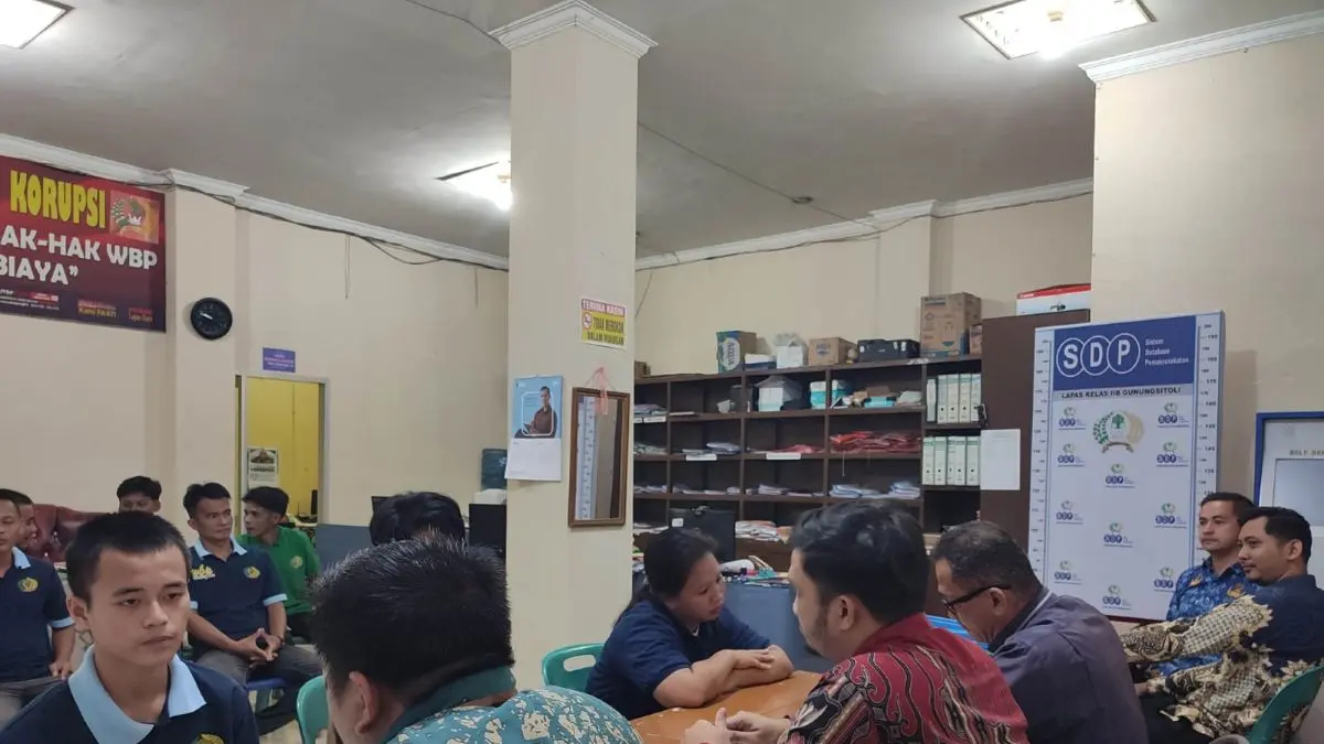 Suasana di Dalam Lapas Kelas IIB Gunungsitoli, Saat Hakim Pengawas Melakukan Wawancara Terhadap WBP.