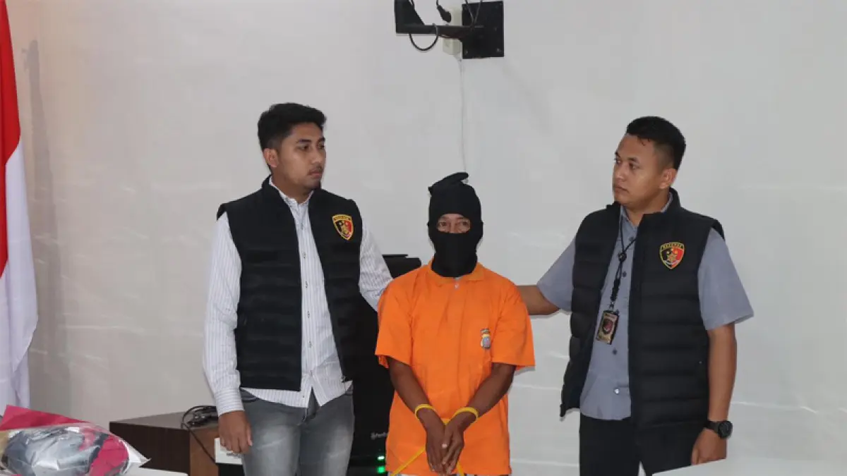 Polres Batubara menunjukkan pelaku pembunuhan di Hotel Sorake.