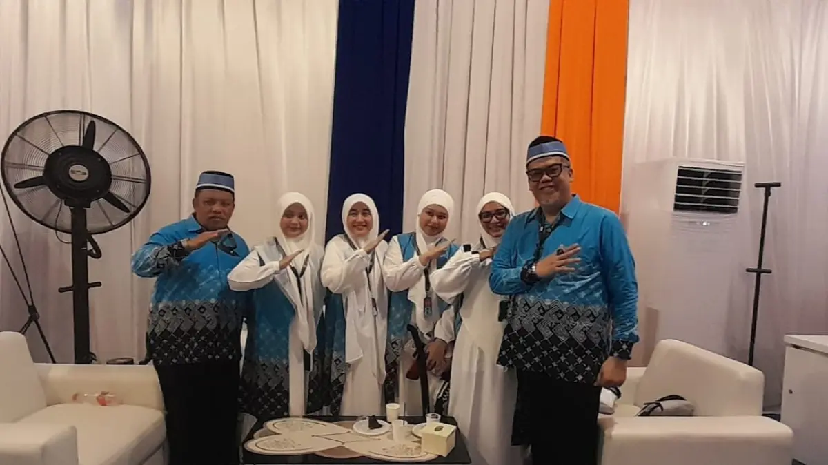 Calon Jemaah Haji Kloter 5 yang merupakan nasabah Bank Sumut Syariah saat berada di Asrama Haji Medan sebelum diberangkatkan ke Tanah Suci.