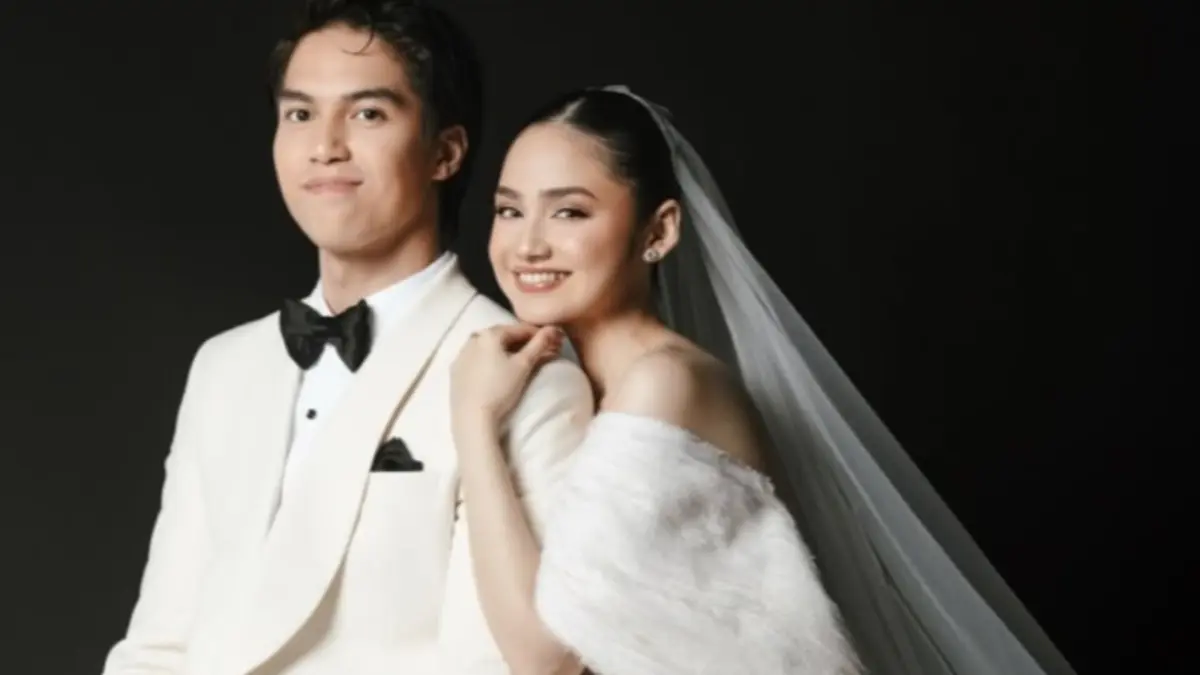 Momen akad nikah El Rumi dan Syifa Hadju yang berlangsung khidmat di Hotel Raffles Jakarta, Minggu (26/4/2026).