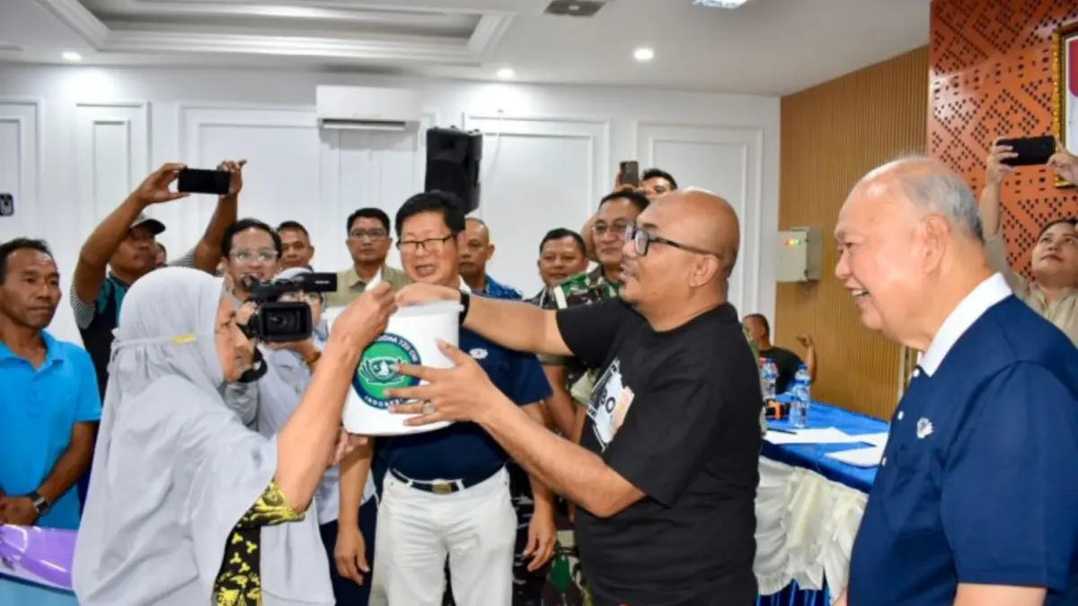 Pemko Sibolga bersama Yayasan Buddha Tzu Chi menggelar pengundian unit hunian tetap tahap II secara transparan bagi warga terdampak bencana.