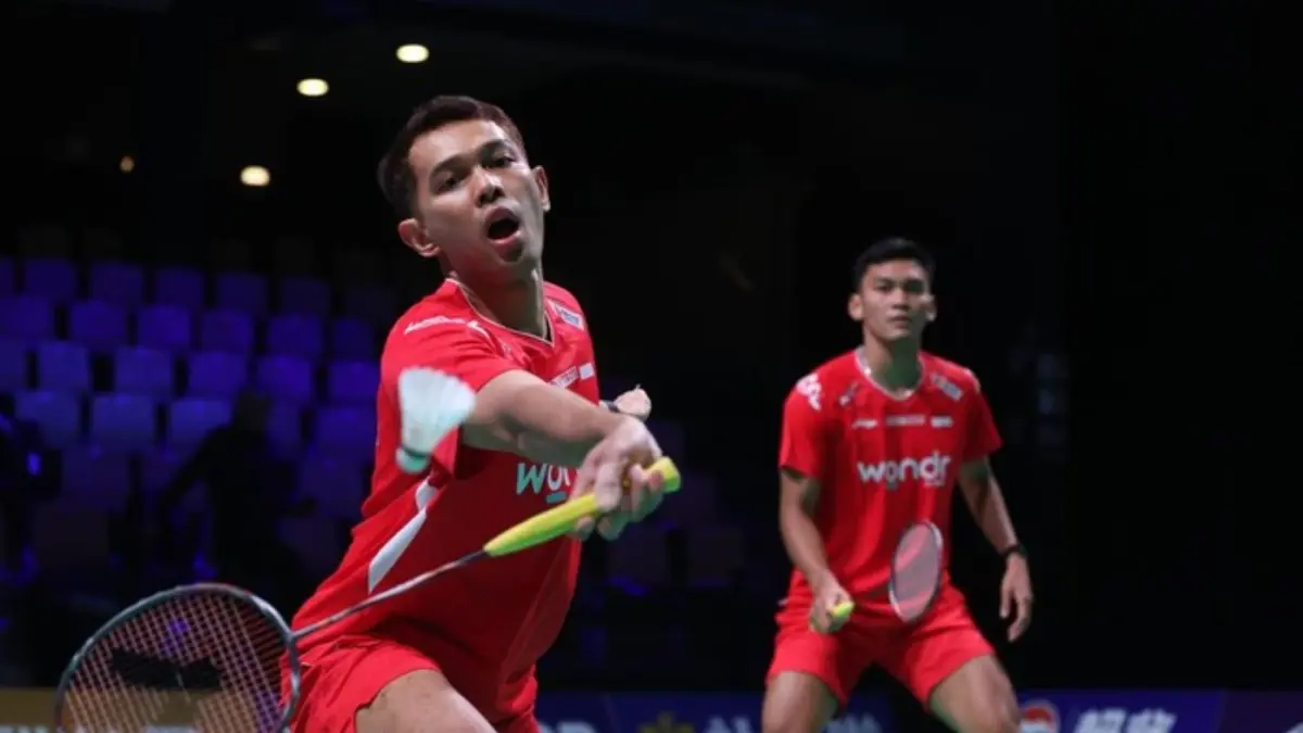 Para pemain Tim Uber dan Thomas Indonesia bersiap menghadapi laga penentuan juara grup di Forum Horsens Court 1, Denmark, Selasa (28/4/2026), dalam ajang Piala Thomas & Uber 2026.