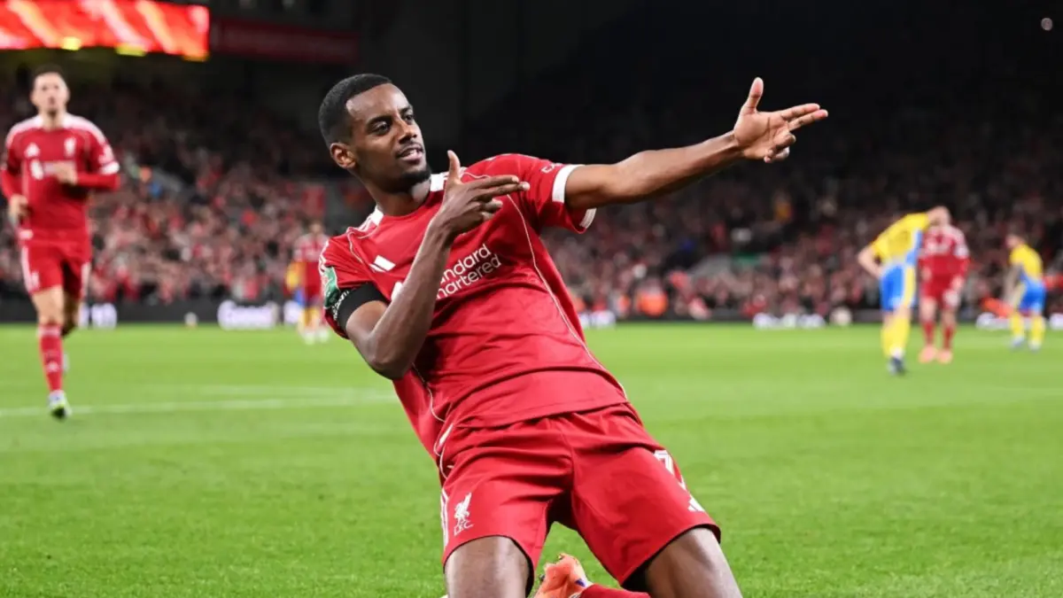 Striker Liverpool Alexander Isak merayakan gol ke gawang Crystal Palace di Anfield, saat mulai menunjukkan tanda kebangkitan usai sempat dilanda cedera.