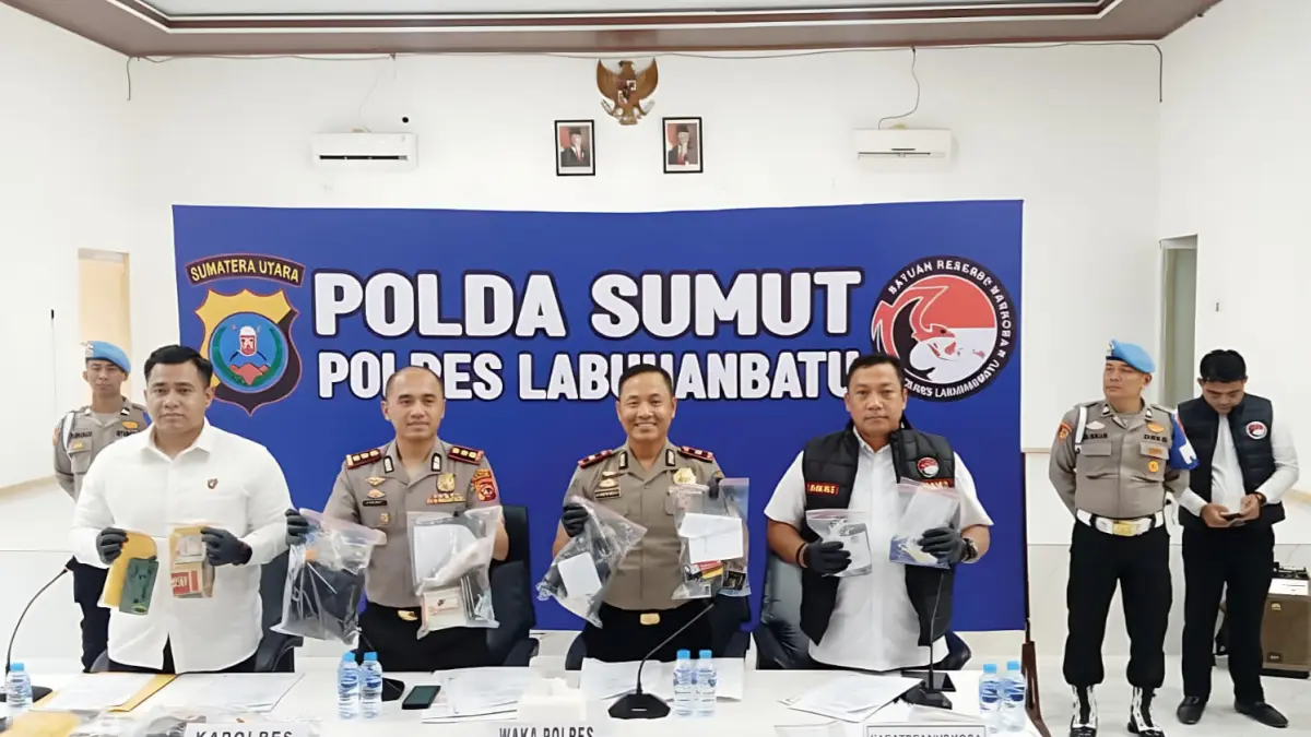 Kapolres Labuhanbatu AKBP Wahyu Endrajaya memaparkan capaian pengungkapan kasus narkotika periode Januari–April 2026.