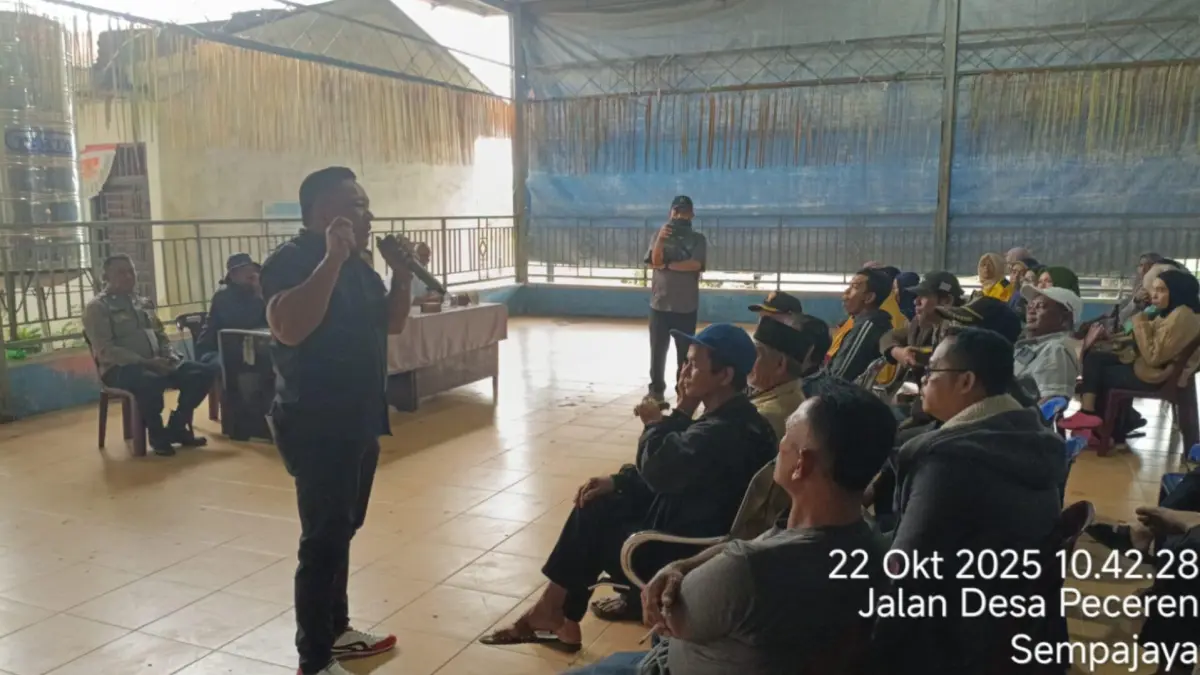 Petugas Tirtanadi sosialisasi sumber mata air di Berastagi sebagai upaya menambah pasokan air bersih bagi masyarakat terdampak krisis debit air.