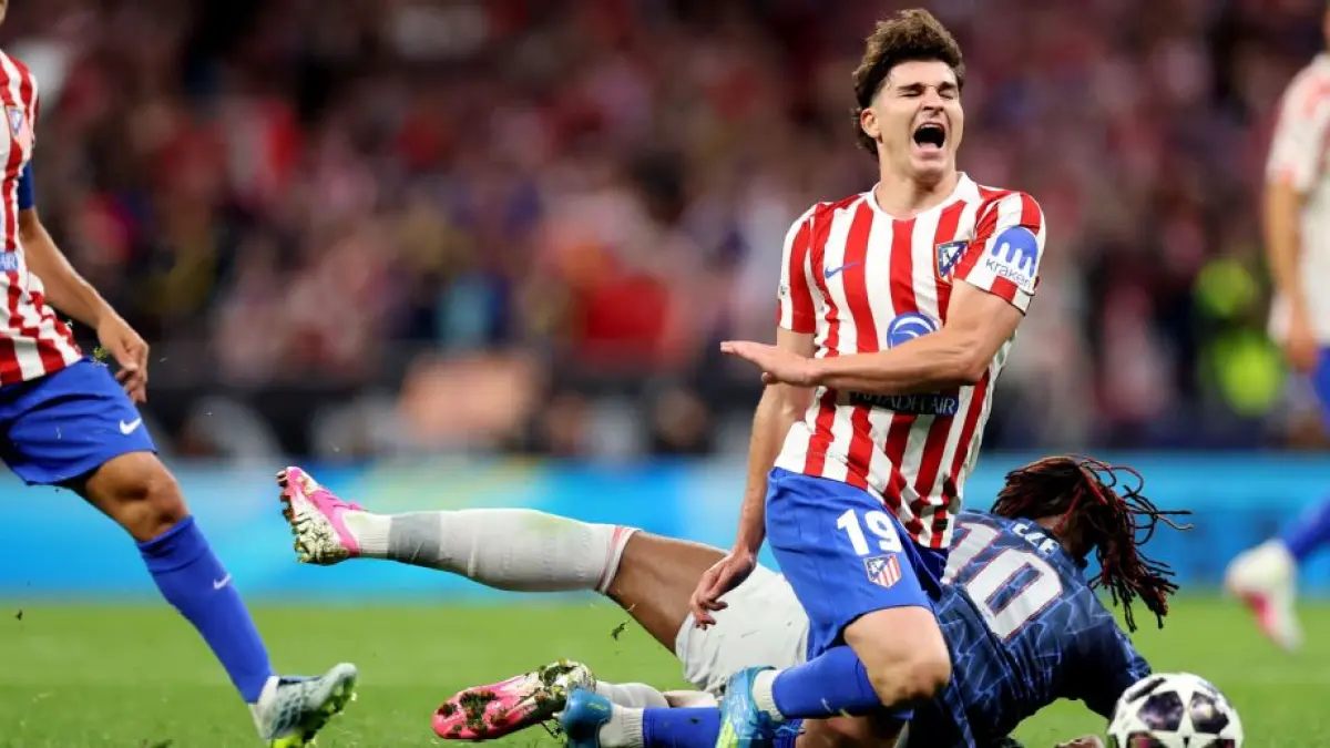 Duel Atletico Madrid vs Arsenal berlangsung sengit dan berakhir imbang 1-1 di leg pertama semifinal Liga Champions.