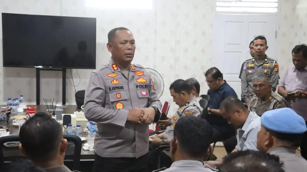 Jajaran Polres Simalungun mengikuti Anev kesiapan pengamanan menjelang peringatan May Day 2026.