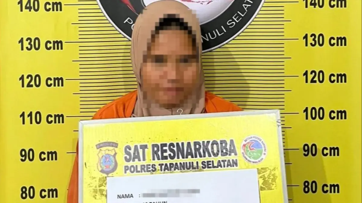 Becak bermotor yang digunakan pelaku untuk mengangkut 3 kilogram ganja diamankan polisi di Tapanuli Selatan.