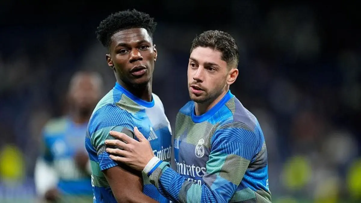 Federico Valverde dan Aurelien Tchouameni dikabarkan terlibat baku hantam dalam sesi latihan Real Madrid jelang El Clasico kontra Barcelona.