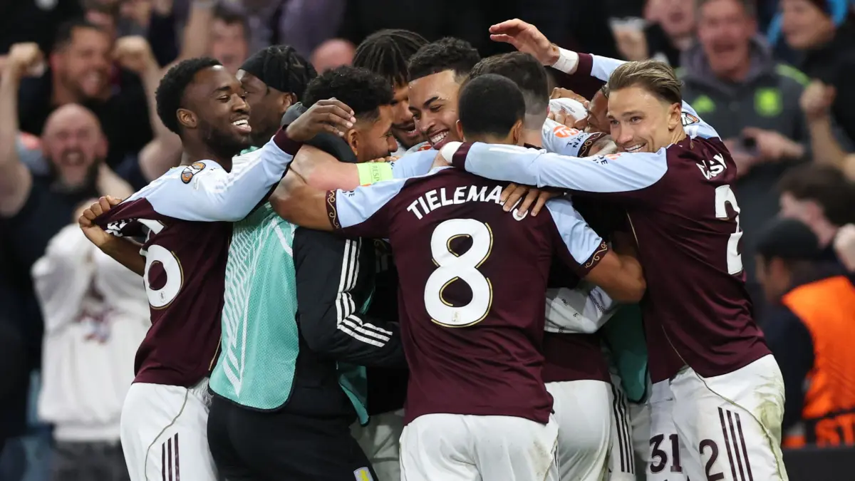 Pemain Aston Villa merayakan kemenangan 4-0 atas Nottingham Forest yang memastikan langkah mereka ke final Liga Europa musim 2025/2026.