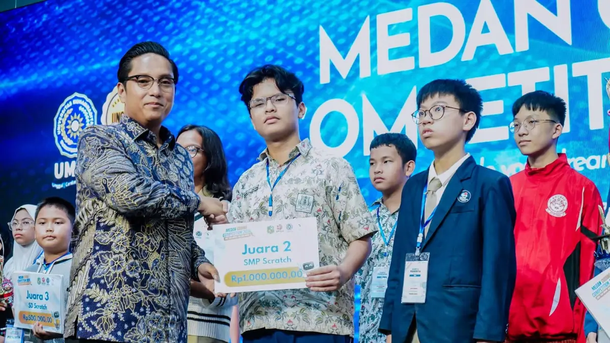 Rico Tri Putra Bayu Waas menutup Medan Coding Competition 2026 di Auditorium Universitas Muhammadiyah Sumatera Utara, Sabtu (9/5/2026), sekaligus mendorong generasi muda siap bersaing di era digital dan artificial intelligence (AI).