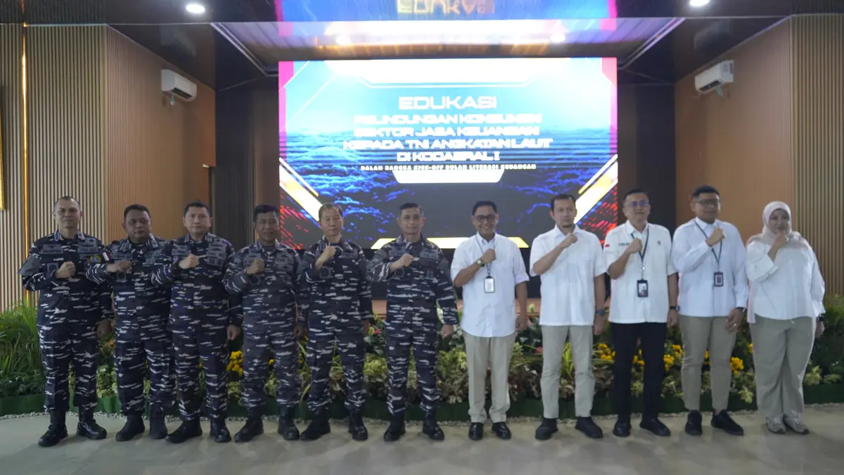 OJK Sumut bersama Kodaeral I saat menggelar Kick Off Bulan Literasi Keuangan 2026 di Markas TNI AL, Medan, Senin (11/5/2026).