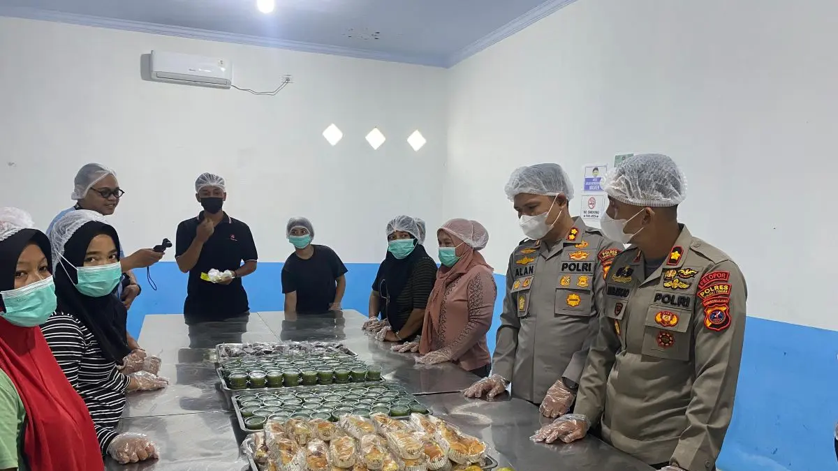 Polres Tapanuli Tengah bersama Yayasan Kemala Bhayangkari mengoperasikan tiga unit SPPG di Kecamatan Pandan, Sarudik, dan Badiri untuk mendukung percepatan penurunan stunting.