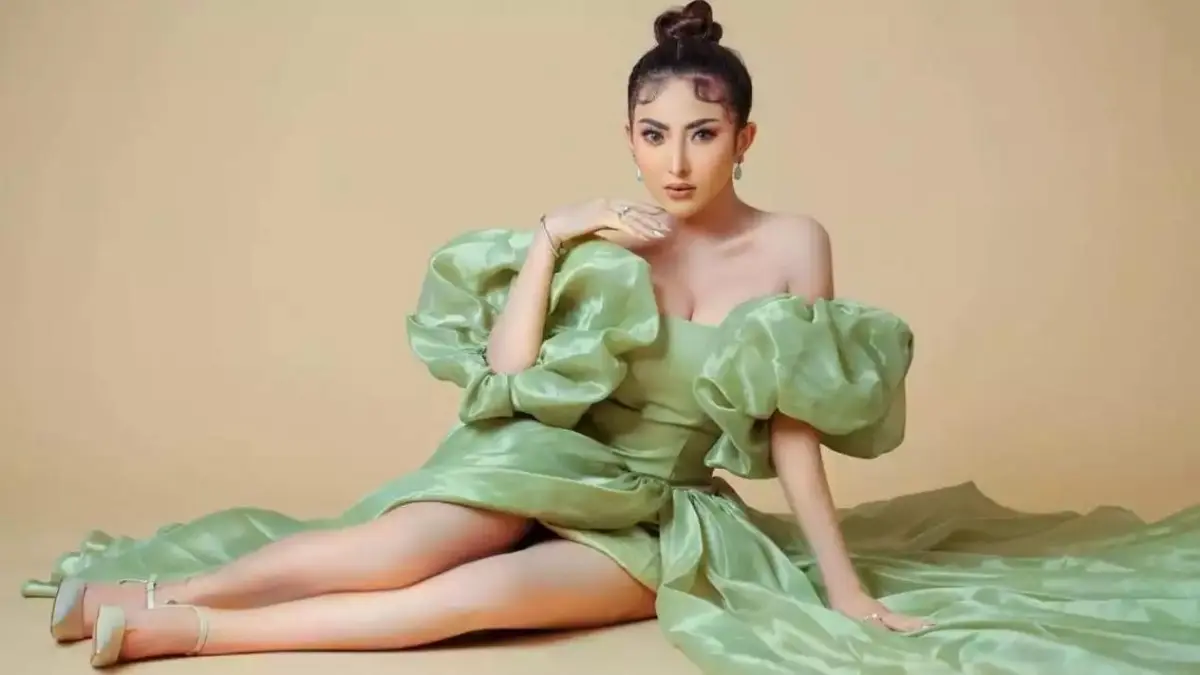Ayu Aulia menjelaskan kondisi kesehatannya terkait operasi pengangkatan rahim.