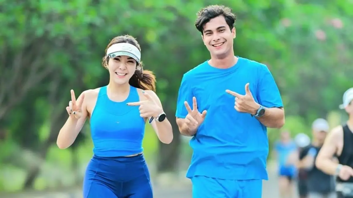 Cinta Brian saat ditemui awak media di kawasan Cinere, Depok, membahas keseriusan hubungannya dengan Gisella Anastasia.