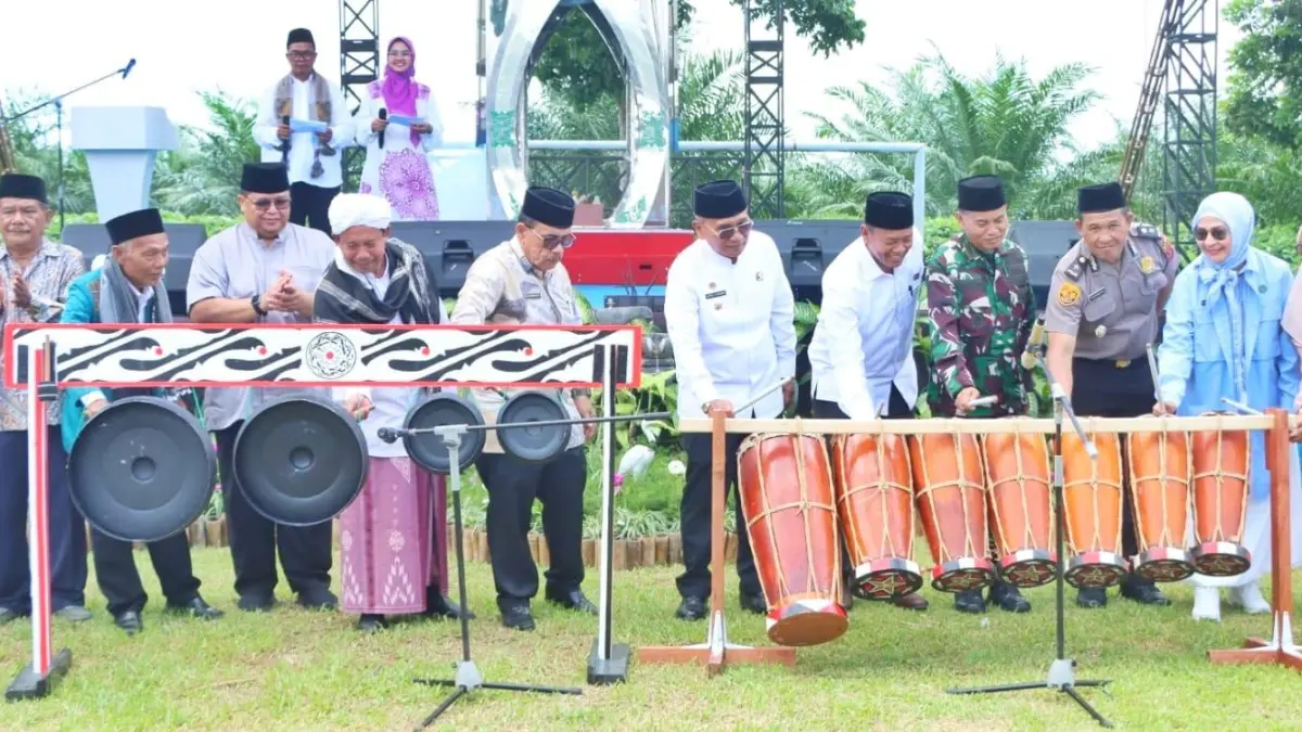 Bupati Simalungun Anton Achmad Saragih bersama unsur Forkopimda membuka MTQ ke-52 Tingkat Kabupaten Simalungun Tahun 2026 di Kecamatan Gunung Malela.