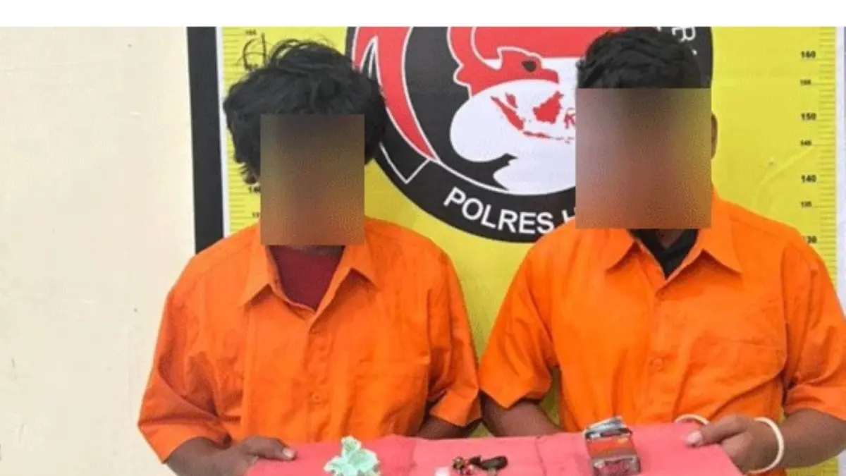 Dua pria yang diduga sebagai pengguna sabu diamankan Satresnarkoba Polres Humbahas bersama barang bukti hasil penggerebekan di Doloksanggul.