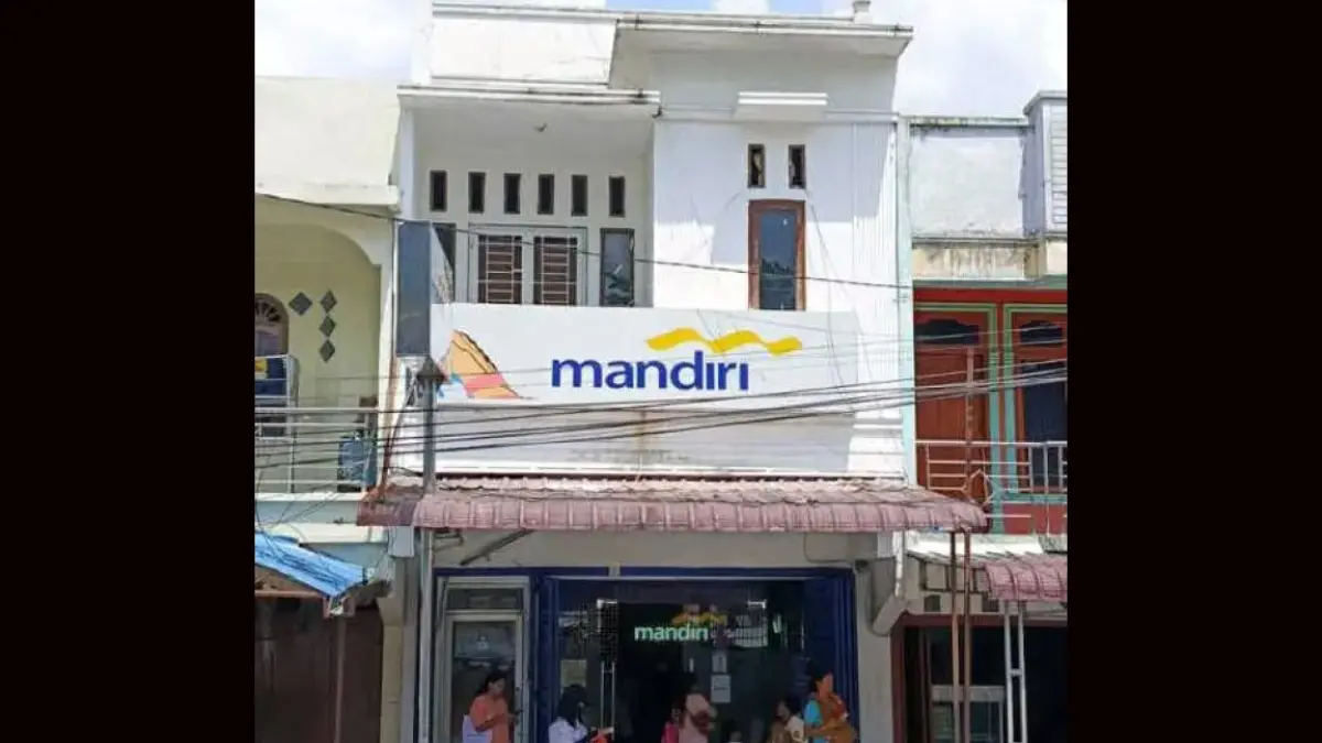 Kantor Cabang Bank Mandiri Kabupaten Samosir yang diperiksa Kejari terkait dugaan korupsi penyaluran bansos Program PENA.