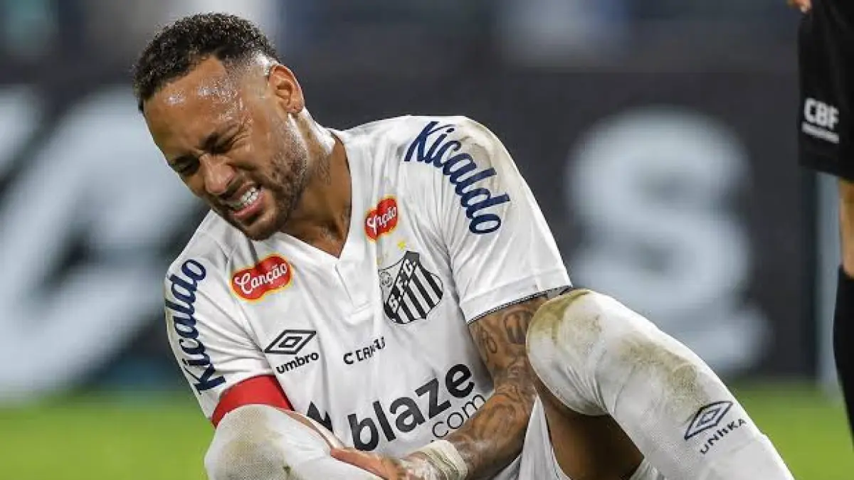 Neymar kembali mengalami cedera ringan bersama Santos jelang bergabung dengan Timnas Brasil untuk Piala Dunia 2026.