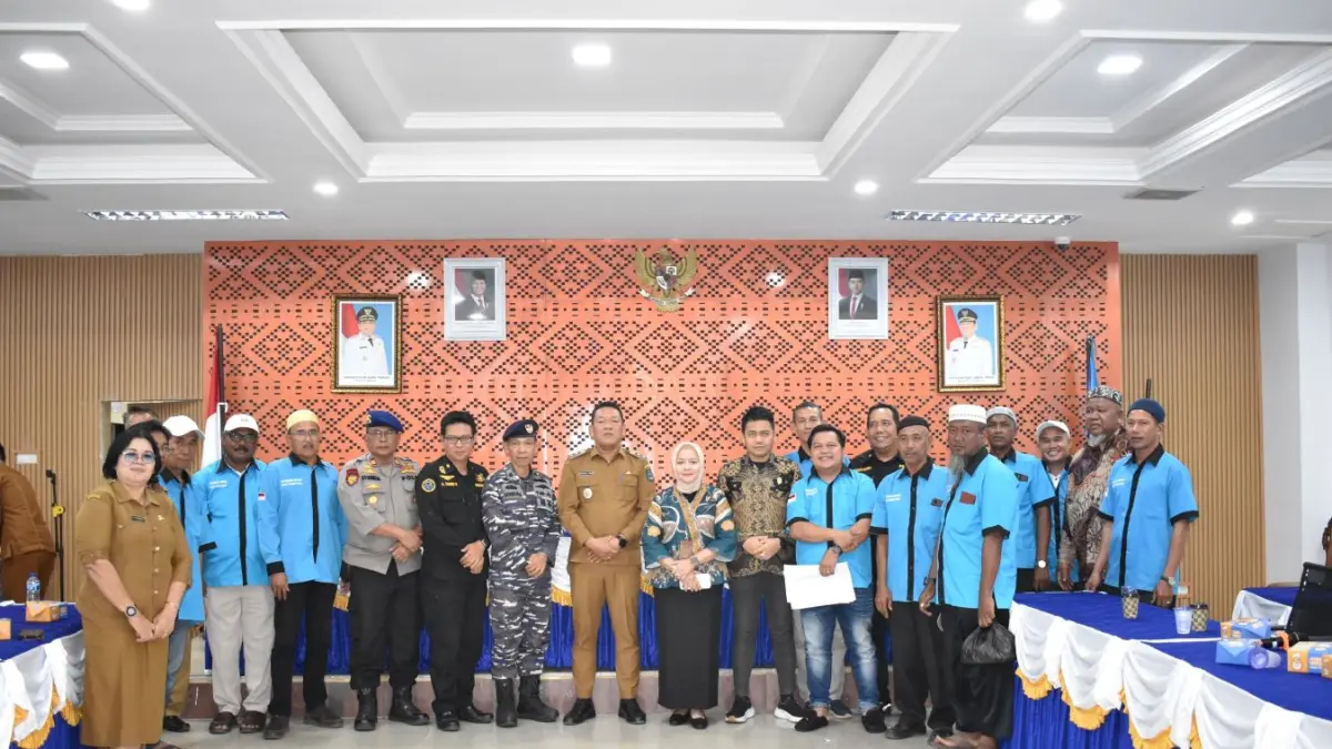 STM Nelayan Bersatu Sibolga-Tapteng saat bertemu dengan Wakil Wali Kota Sibolga Pantas Maruba Lumban Tobing.