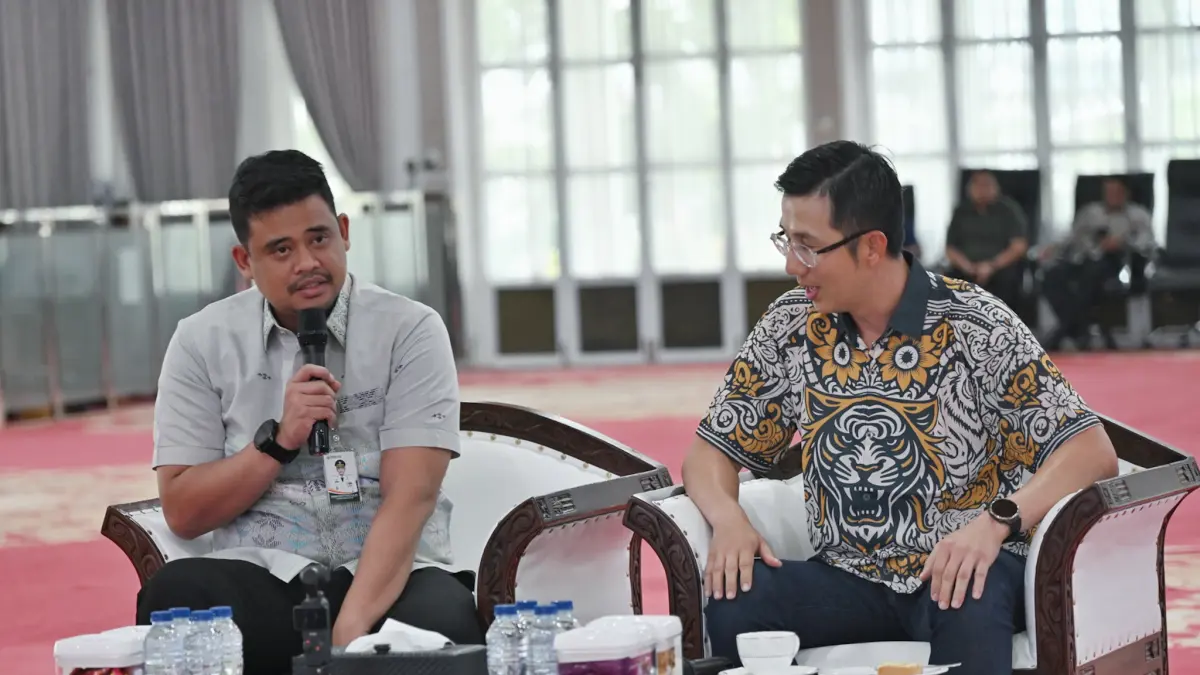 Gubernur Sumatera Utara Muhammad Bobby Afif Nasution menerima audiensi PT Indosat Ooredoo Hutchison di Aula Tengku Rizal Nurdin, Medan, Kamis (4/6/2026), membahas perluasan akses internet di wilayah blankspot Sumut.