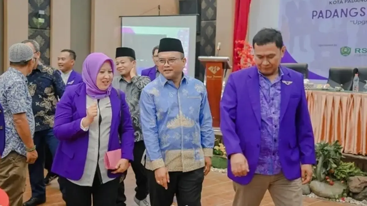 Wali Kota Padangsidimpuan, Dr. H. Letnan Dalimunthe, menghadiri Pelantikan Pengurus PDGI Cabang Kota Padangsidimpuan tahun 2026.