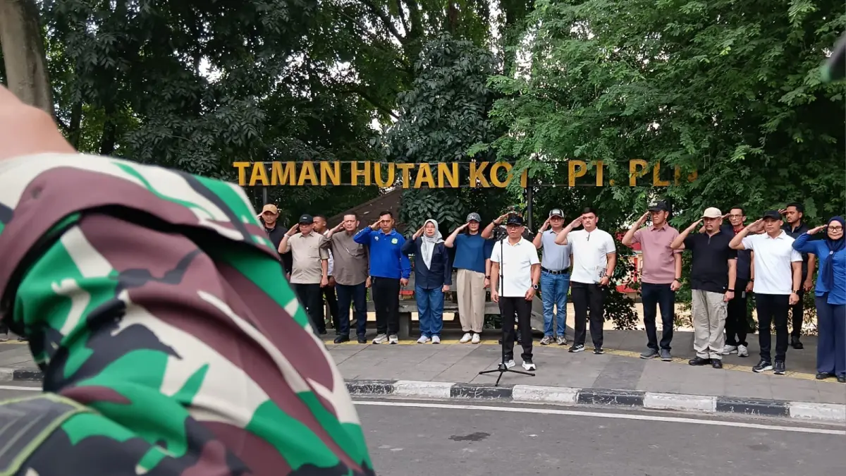 Wakil Wali Kota Medan H. Zakiyuddin Harahap memimpin apel dan aksi gotong royong massal Hari Lingkungan Hidup Sedunia 2026 yang berhasil mengumpulkan 28 ton sampah di berbagai wilayah Kota Medan.
