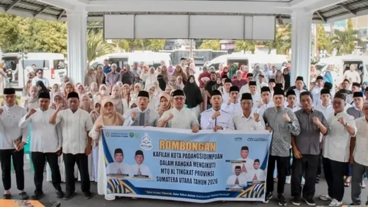 Wali Kota Padangsidimpuan diwakili oleh Sekda, H. Rahmat Marzuki Nasution, secara resmi melepas keberangkatan kafilah Kota Padangsidimpuan.