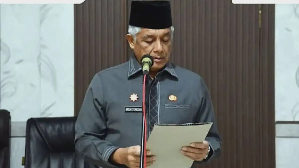Bernardo Sondang Lumban Gaol dilantik menjadi Direktur Perusahaan Daerah Air Minum (PDAM) Mual Nauli Tapteng.

