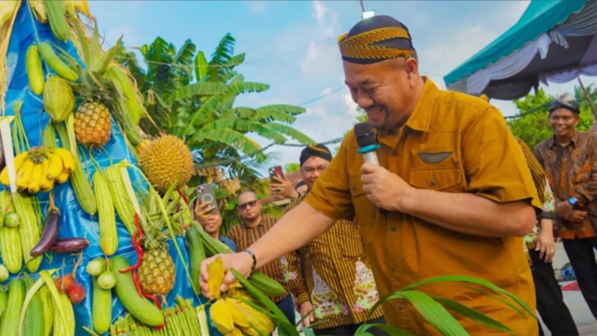Bupati Batu Bara, Dr. H. Baharuddin Siagian, menghadiri Peringatan Tahun Baru Islam 1448 Hijriah.