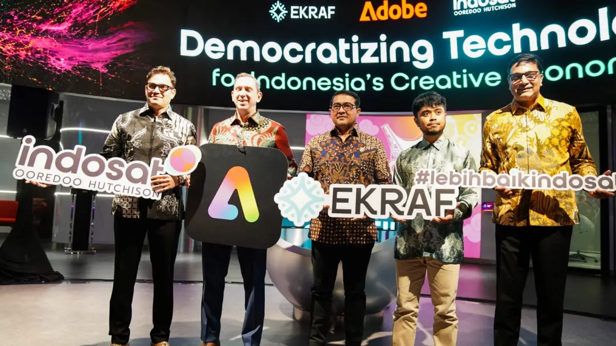 Menteri Ekonomi Kreatif Teuku Riefky Harsya bersama perwakilan Indosat dan Adobe meluncurkan kolaborasi pemberdayaan kreator berbasis AI dan ekonomi kreatif di Indonesia.