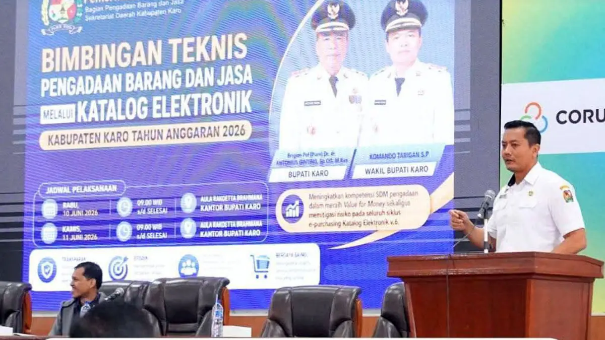 Sekretaris Daerah Kabupaten Karo Dr. Gelora Kurnia Putra Ginting, S.STP., MM membuka Bimbingan Teknis Pengadaan Barang dan Jasa Pemerintah melalui Katalog Elektronik di Aula Rakoetta Brahmana, Rabu (10/6/2026).