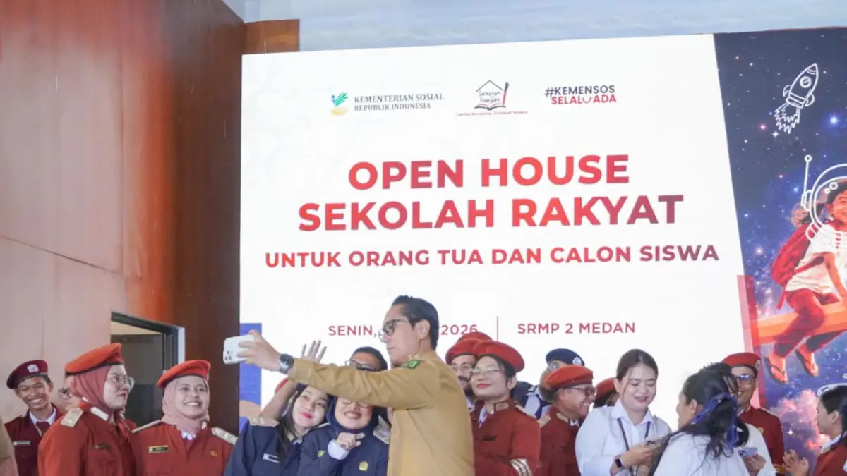 Wali Kota Medan Rico Tri Putra Bayu Waas menghadiri Open House Sekolah Rakyat di Aula BRSODH Bahagia, Jalan Willem Iskandar, Medan, Senin (15/6/2026).