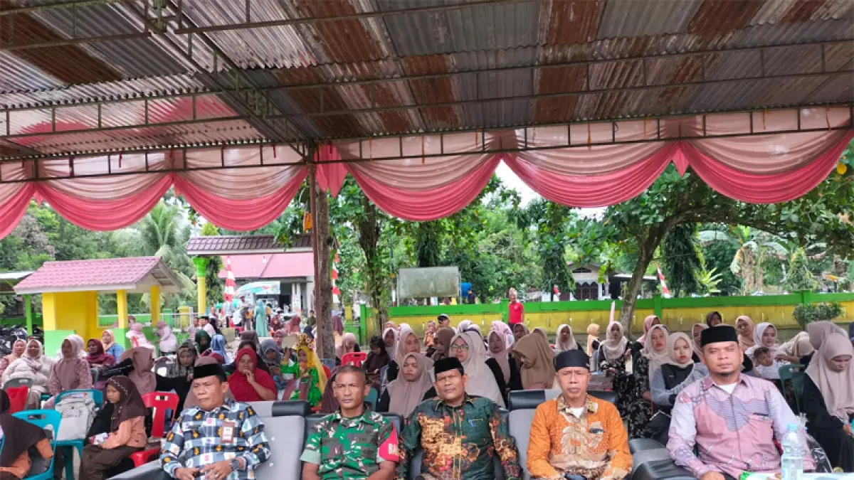Pembinaan keagamaan bagi siswa-siswi SMK Al-Washliyah 2 Marbau, Kabupaten Labuhanbatu Utara.&nbsp;