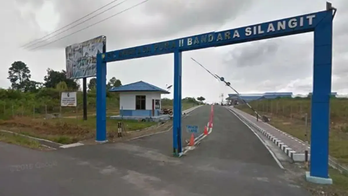 Areal pintu masuk Bandara silangit Apron II yang diklaim warga tanah miliknya.