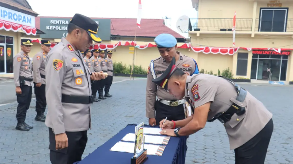 Sertijab Kasat Reskrim Polres Tanjungbalai dari AKP Bram Candra kepada Iptu Benjamin Silaban.