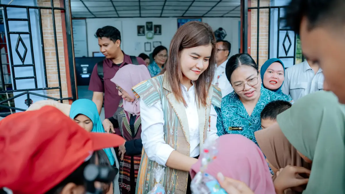 Ketua TP PKK Provinsi Sumatera Utara, Kahiyang Ayu, melakukan monitoring pelaksanaan program PKK di Desa La