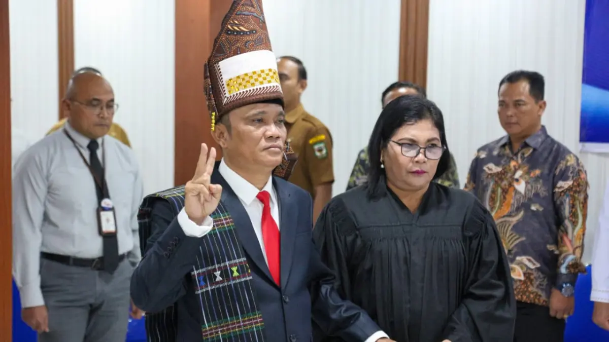Wali Kota Pematangsiantar Wesly Silalahi melantik Budiman Ricardo Surya Tanjung SE MSi sebagai Direktur Teknik Perumda Air Minum Tirta Uli Kota Pematangsiantar masa jabatan 2026–2031.