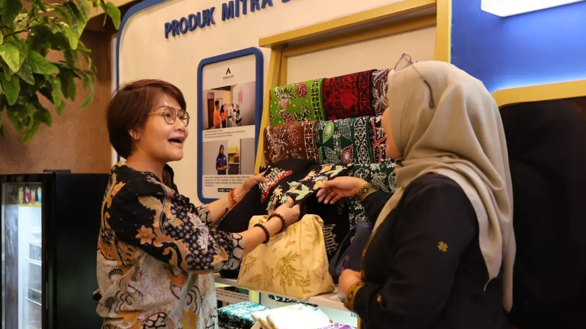 PT Agincourt Resources (PTAR) menampilkan produk UMKM binaan, edukasi pengelolaan lingkungan Tambang Emas Martabe, serta mempromosikan seni dan budaya Tapanuli Selatan melalui kolaborasi dengan Pemerintah Kabupaten Tapanuli Selatan. (Dok. PT Agincourt Resources).