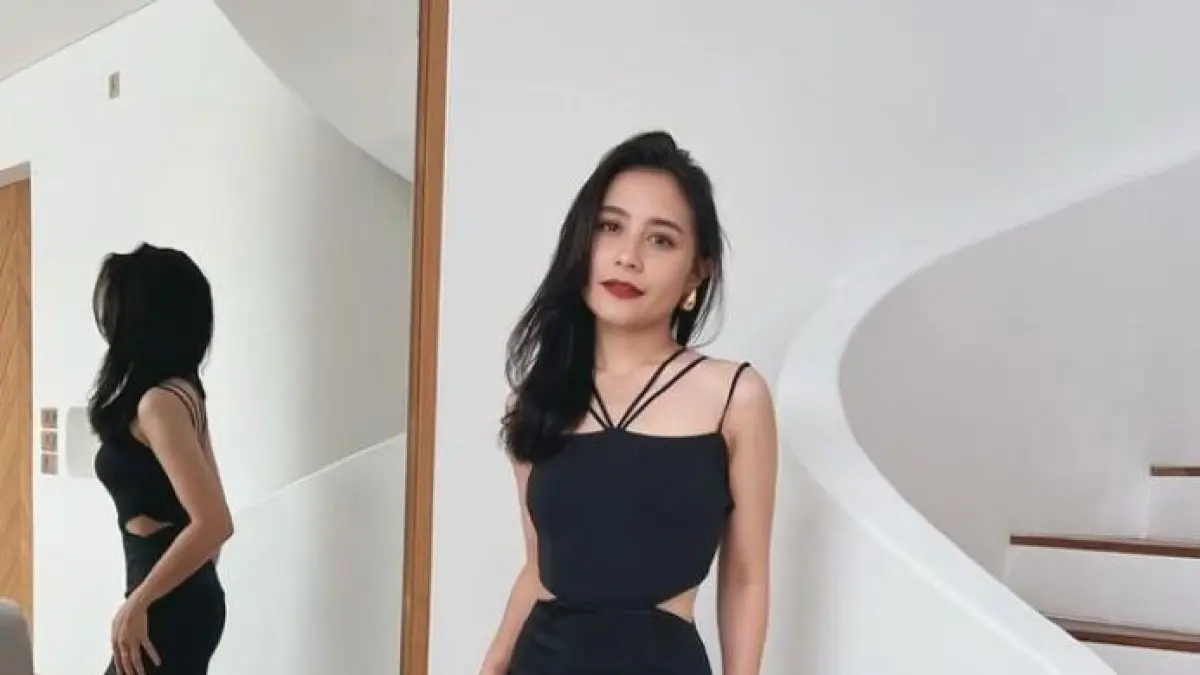 Prilly Latuconsina.