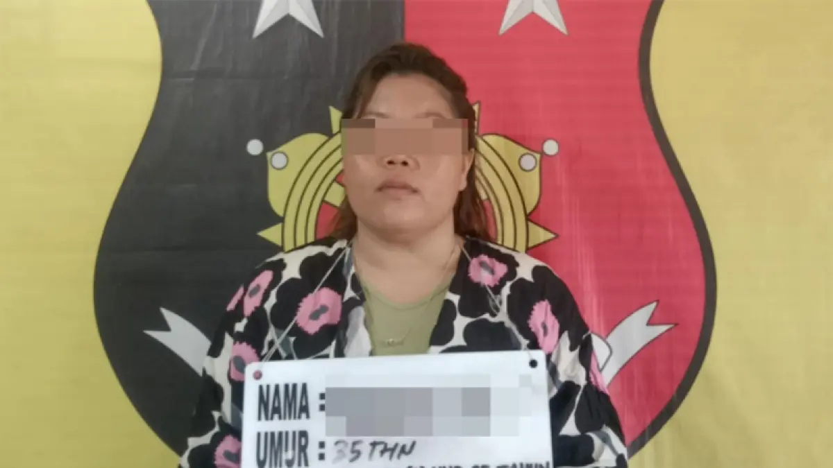 Tersangka ARS dan sejumlah barang bukti berhasil diamankan polisi.