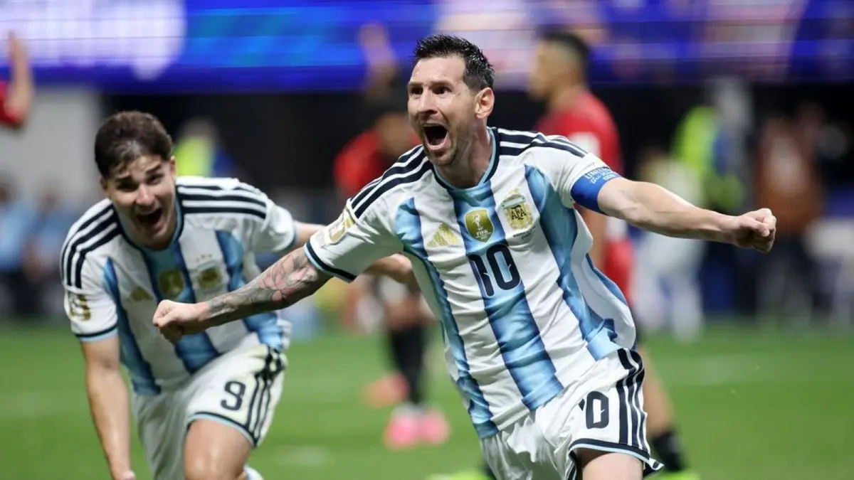  Argentina mengalahkan Mesir secara dramatis di 16 besar Piala Dunia 2026. 