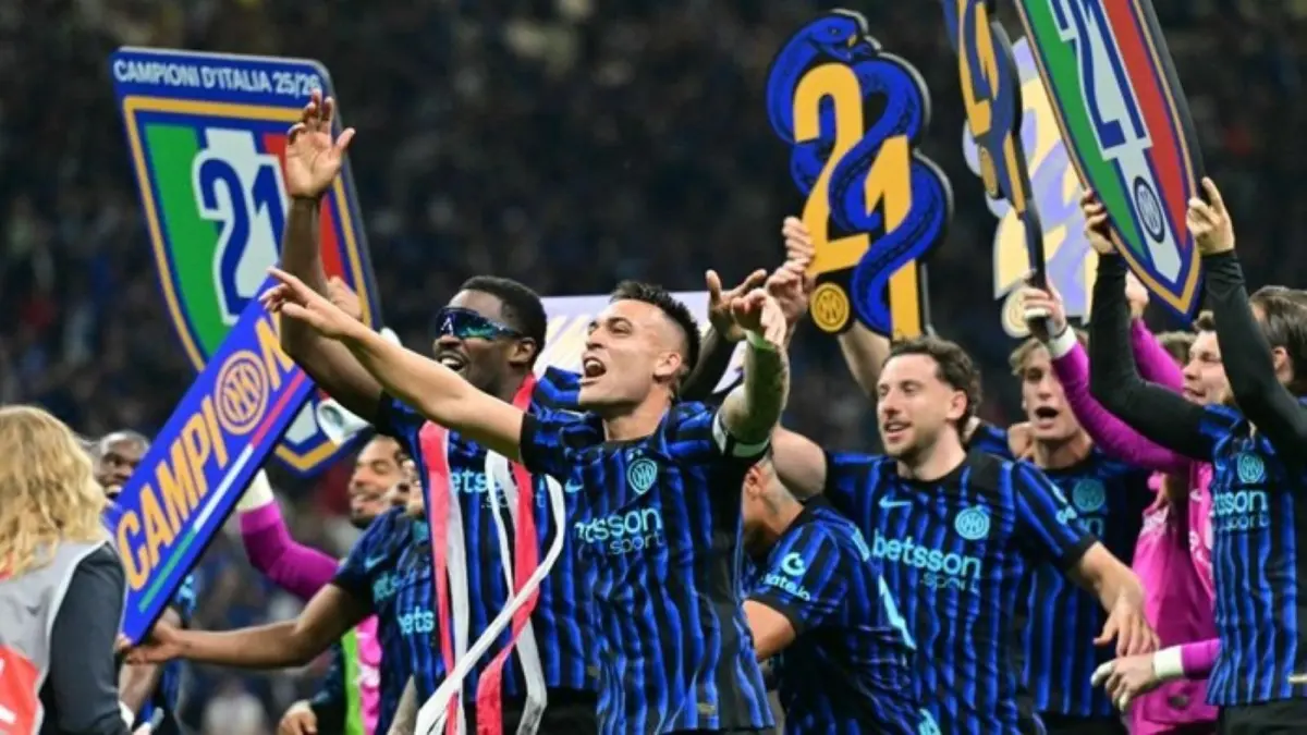 Inter Milan menargetkan mempertahankan gelar Serie A sekaligus tampil lebih kompetitif di Liga Champions musim 20262027.