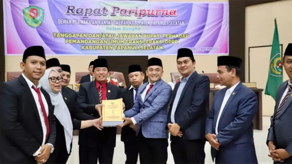 Bupati Tapsel H. Gus Irawan Pasaribu sampaikan Pengantar Nota LKPJ Pelaksanaan APBD TA 2025.
