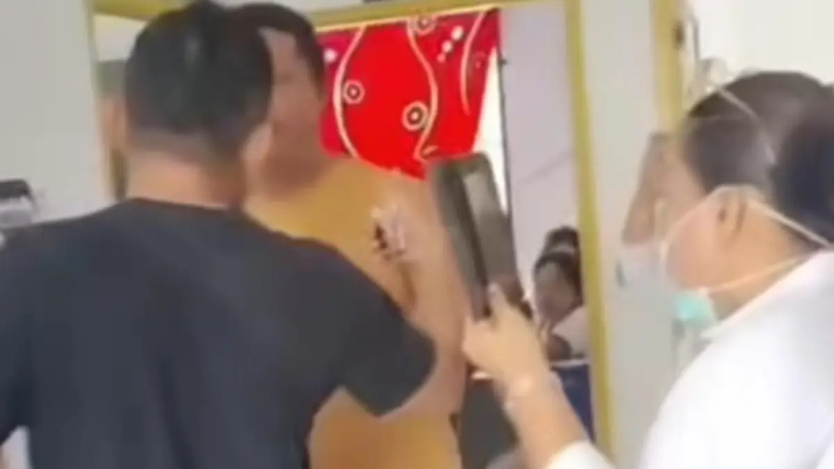 Tangkapan layar video keributan yang melibatkan ASN di Puskesmas Tanjung Haloban.