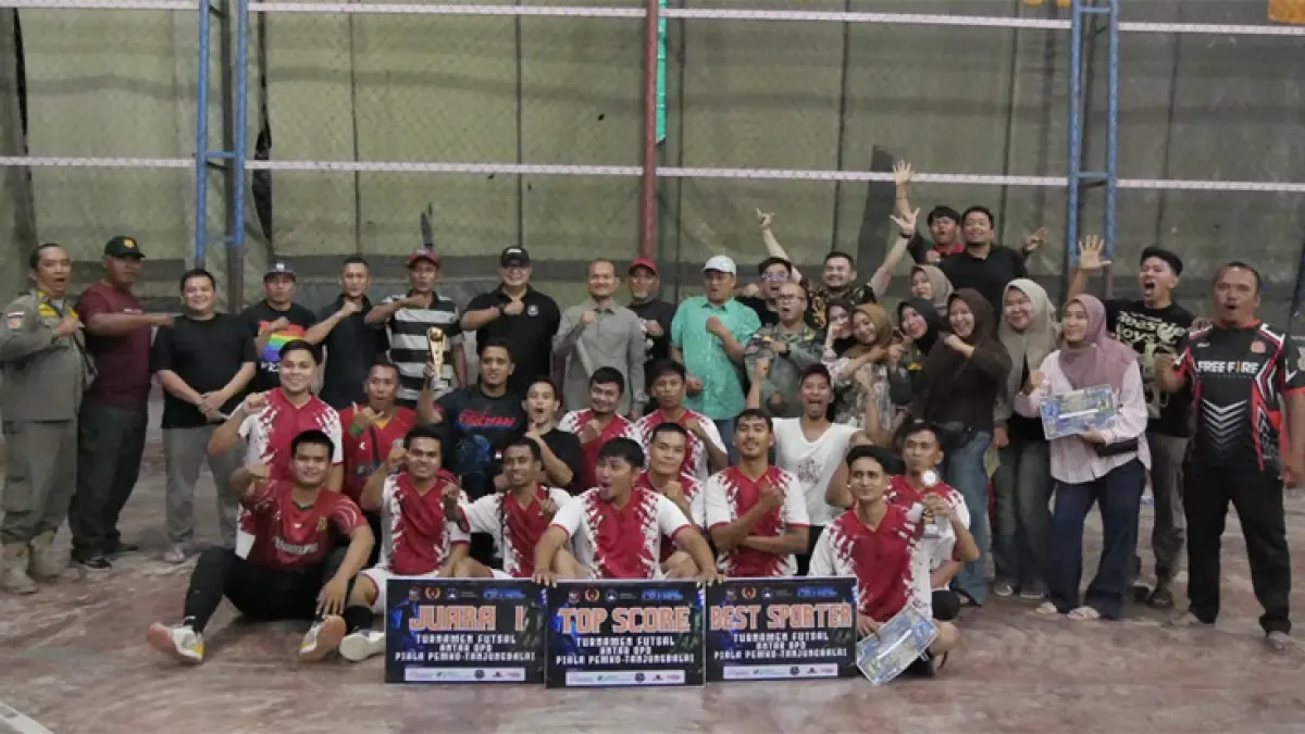 Tim Satpol PP dan Damkar (Poldam) Tanjungbalai juara Futsal Pemko Cup 2026.
