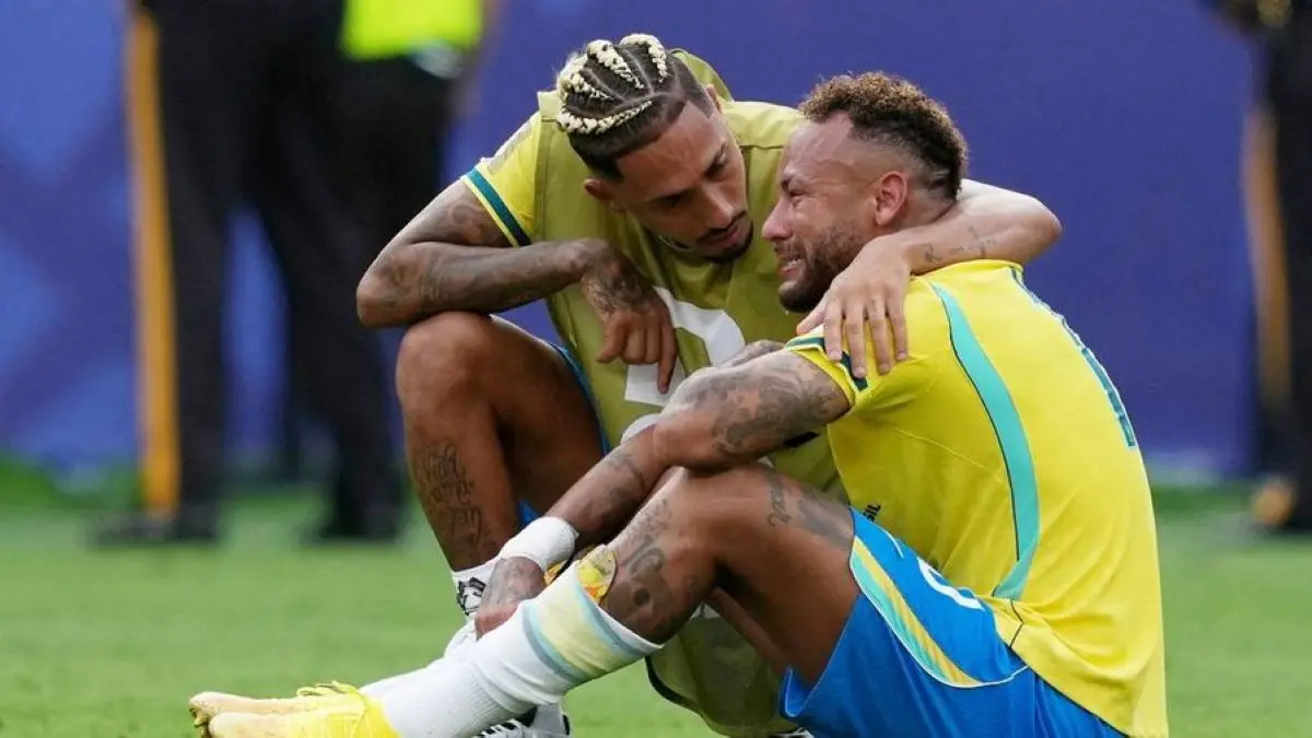 Neymar saat membela Santos. Bintang Brasil itu mengaku belum memastikan masa depannya setelah kontraknya berakhir pada Desember 2026 dan membuka kemungkinan pensiun dari sepak bola profesional.