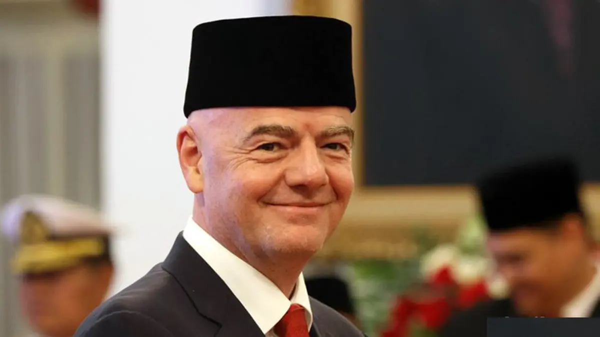 Presiden FIFA Gianni Infantino menghadiri pertemuan resmi. Ia dilaporkan menggelar rapat darurat di Maroko di tengah meningkatnya tekanan terhadap kepemimpinannya dan desakan agar mundur dari jabatannya.